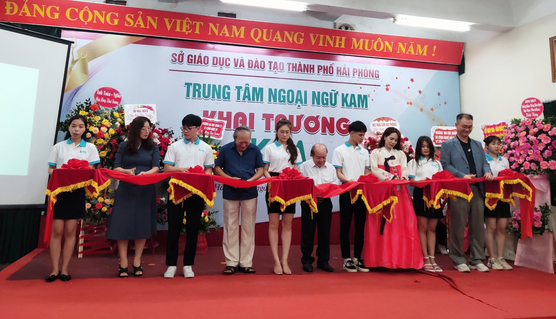 Lễ khai trương cơ sở 2 của Trung tâm Ngoại ngữ KAM tại trường Đại hoc Quản lý và Công nghệ Hải Phòng