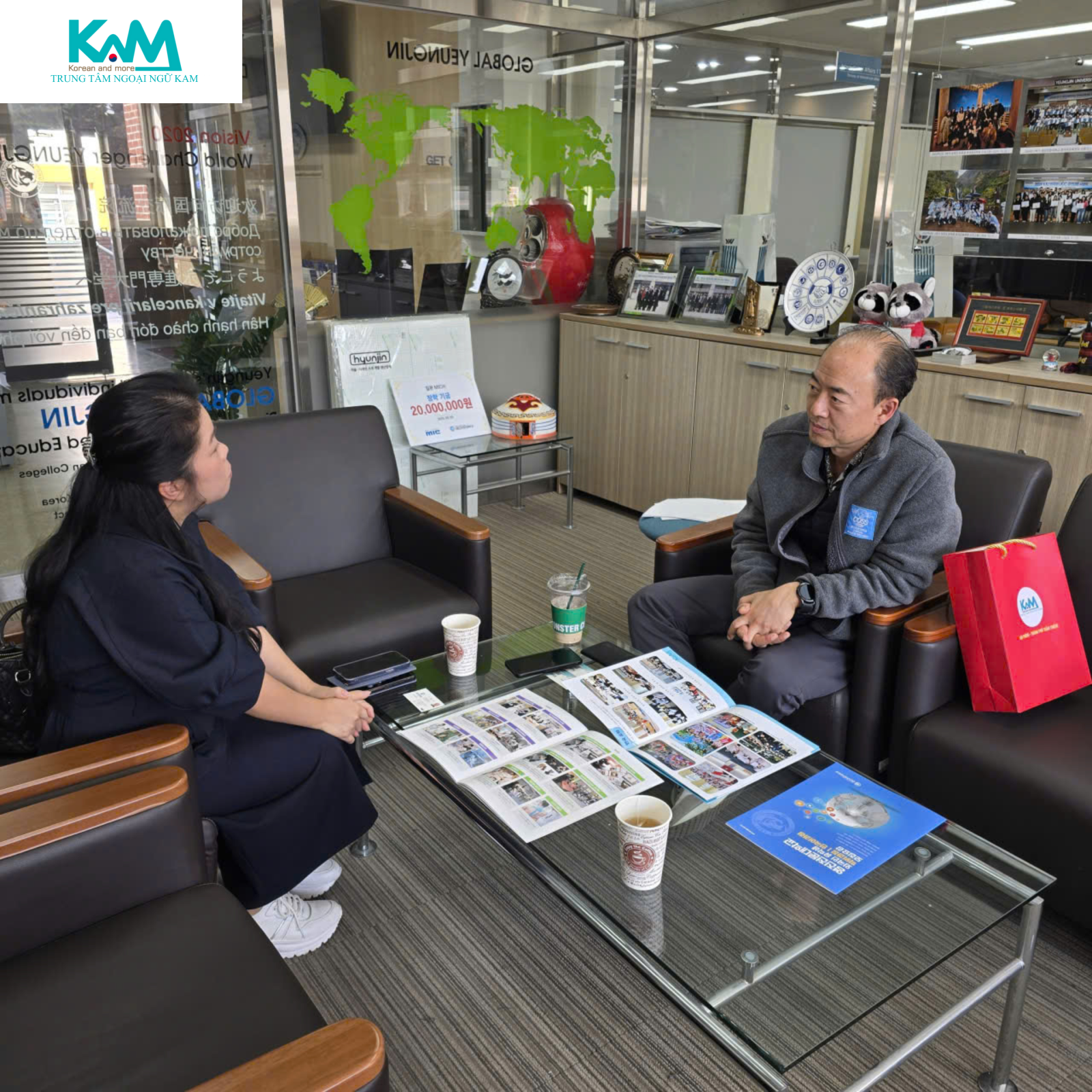 Giám đốc KAM gặp gỡ giao lưu với giáo sư trường Yeungjin University